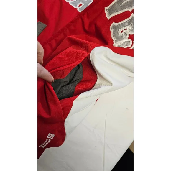 Majestic Braves Coat Size Medium with Therma Base - Picture 7 of 10